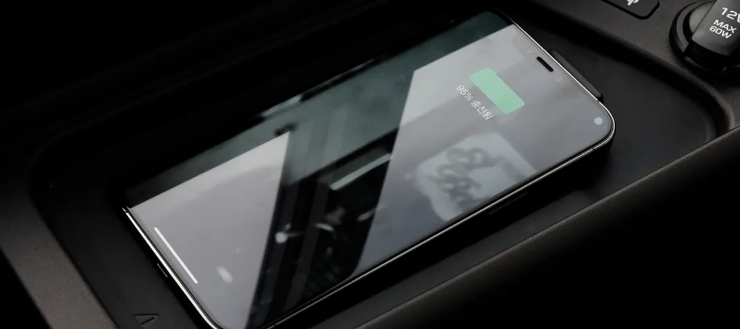 Wireless Mobile Charger Popup